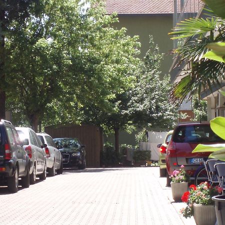 Hotel Como Римини Екстериор снимка